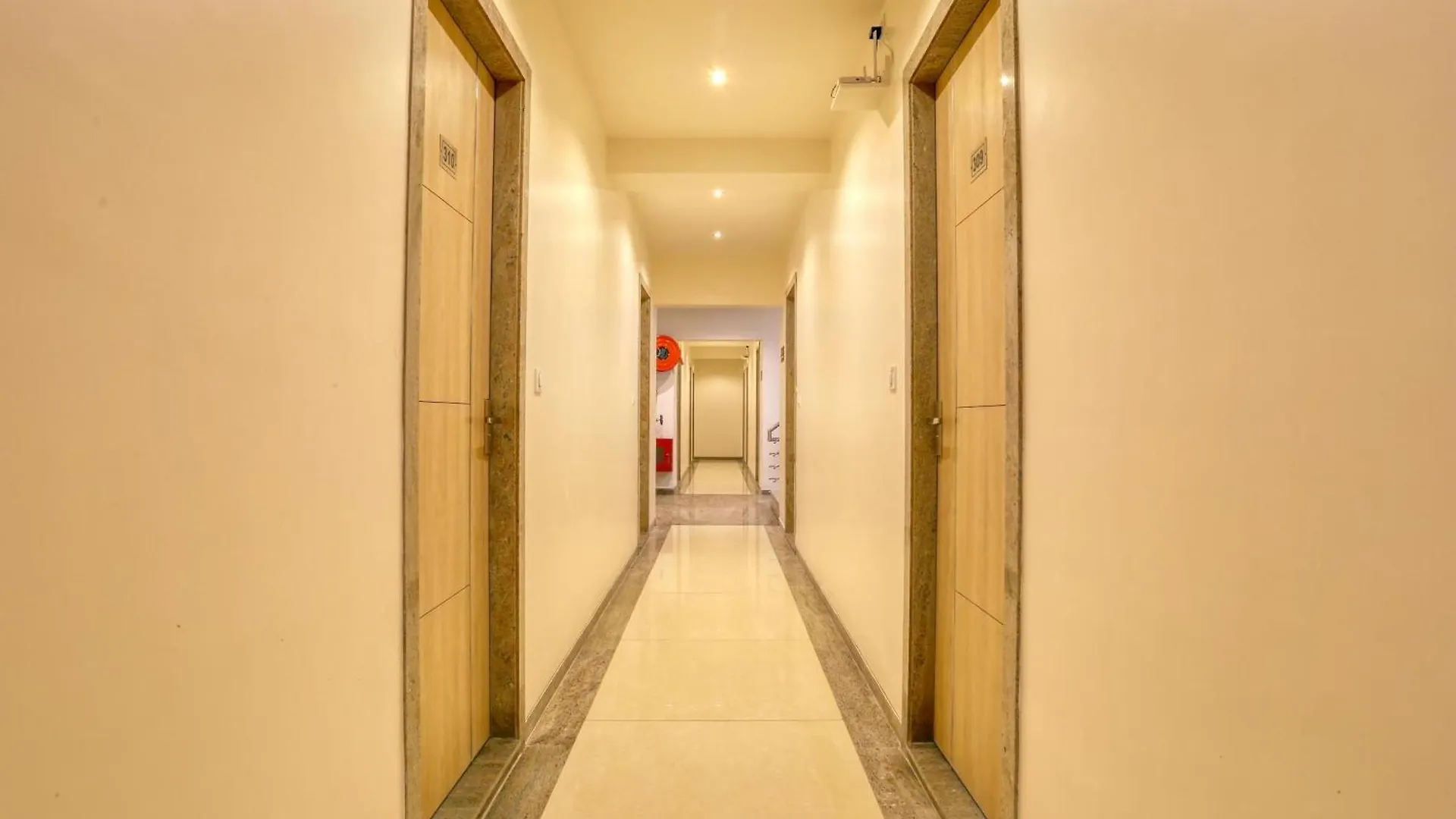 ***  Hotel Ramida Plaza At Delhi Airport Nueva Delhi India