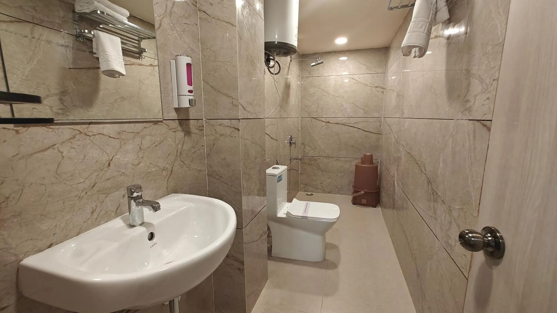 Hotel Ramida Plaza At Delhi Airport New Delhi