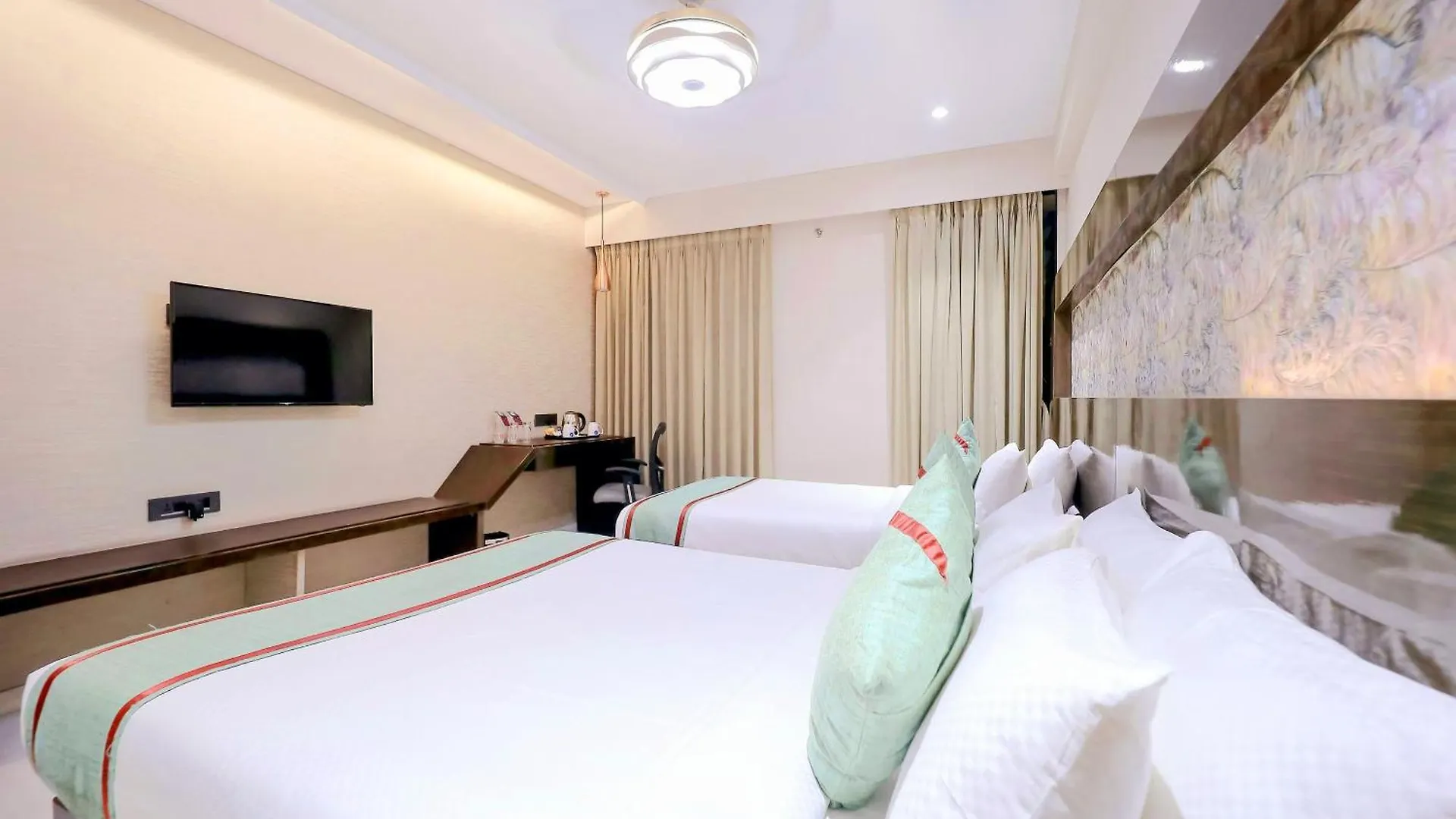Hotel Ramida Plaza At Delhi Airport Nueva Delhi 3*,  India